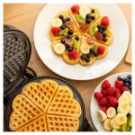 Sencor SWF 1010BK Waffle Maker, Prepare 5 waffles in heart shape, 1000W, 210x270x85mm, 1.6Kg